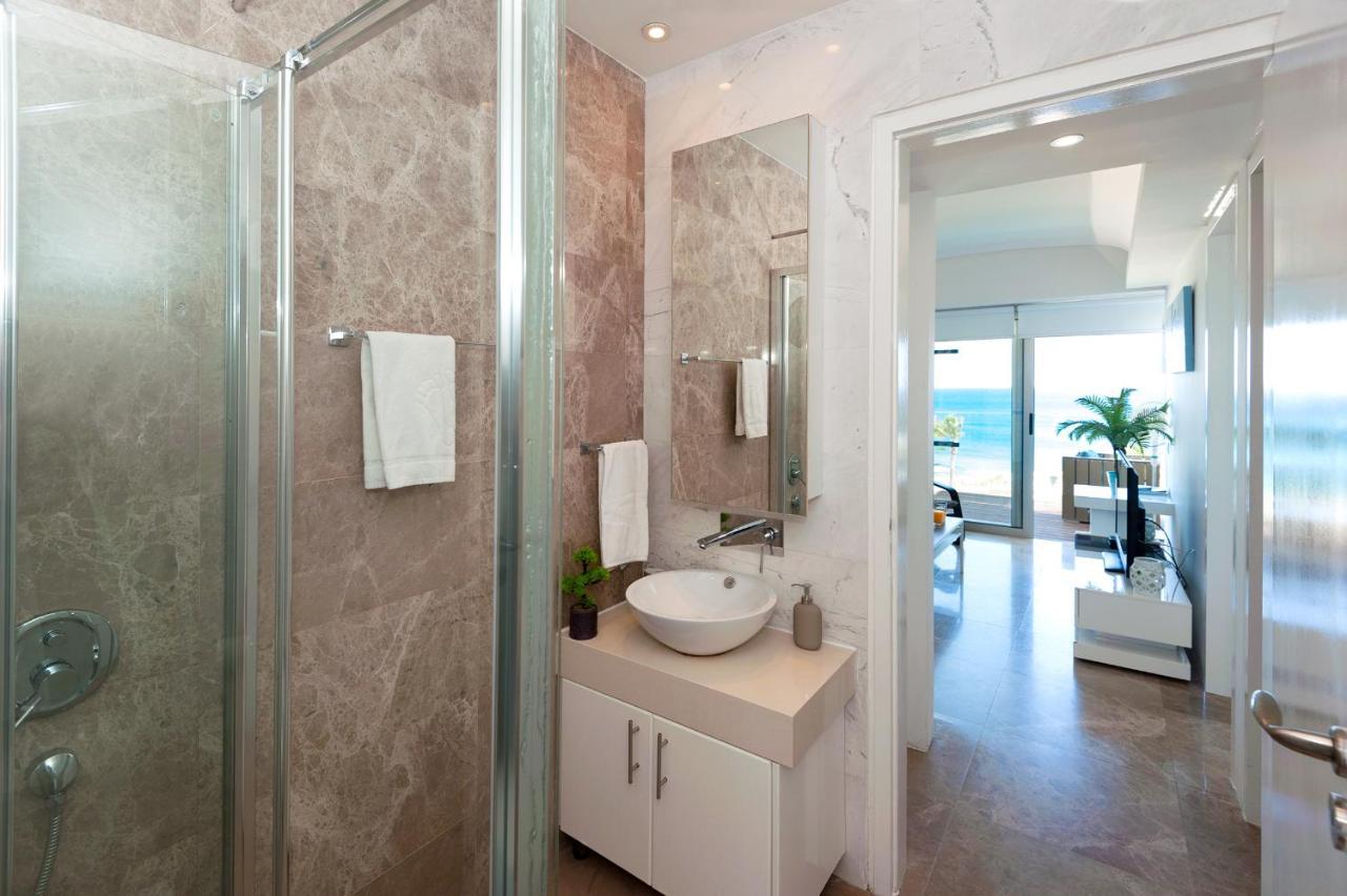 Apartment Marina - Beachfront 普罗塔拉斯 外观 照片