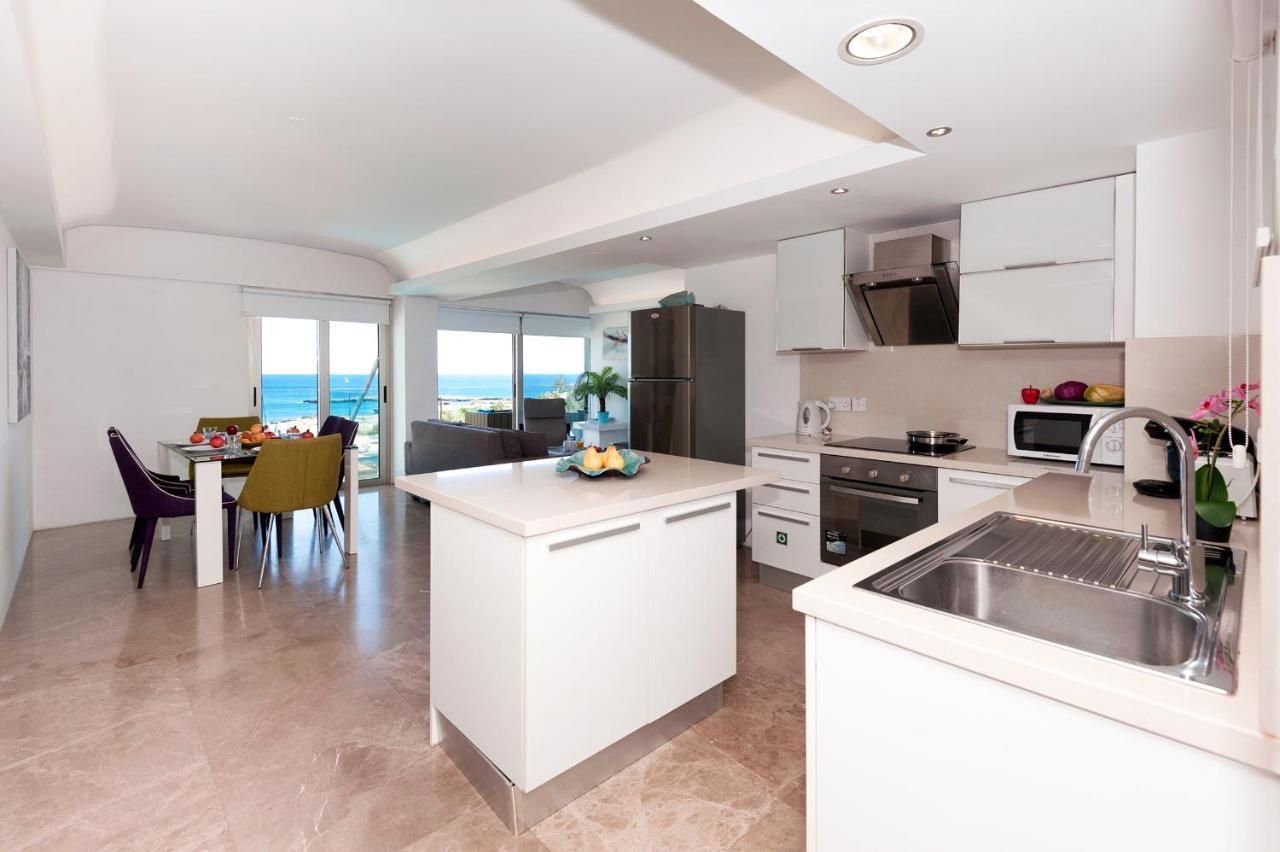 Apartment Marina - Beachfront 普罗塔拉斯 外观 照片